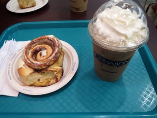 Classic Cinnabon Roll