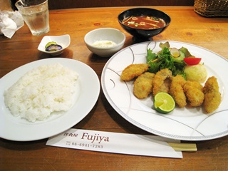 的矢産 カキフライ定食