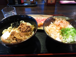 牛肉"釜玉うどん(並)他"