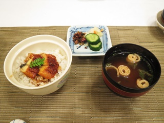 食事・香の物・止椀