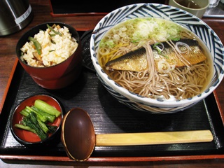 にしんそば＋山菜かやく御飯