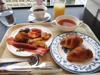 朝食バイキング