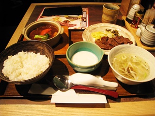 焼き牛たん＆シチュー定食