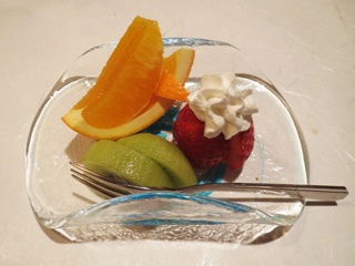 【デザート】　季節のフルーツ