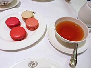 T500 Assam TGFOP1 + Seasonal Macaron