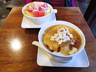 騒豆花(花生)＋芒果西瓜豆花