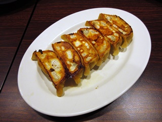 本格焼餃子(6個)