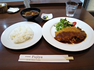 本日のランチ(三重産豚ロースカツレツ　パスタ添え)