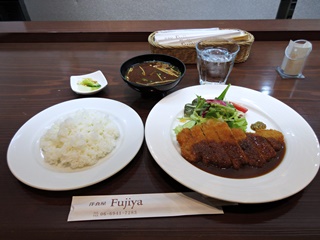 本日のランチ(三重産豚ロースカツレツ)