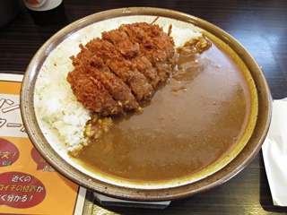 手仕込鹿児島黒豚キャベツメンチカツカレー