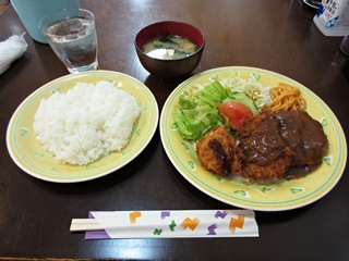 日替り定食(ハンバーグ・ヒレカツ・コロッケ)