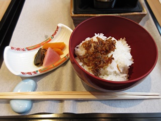 【食事】　ちりめん山椒御飯 香の物