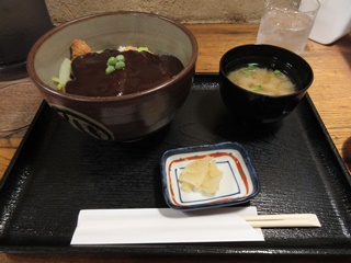 ドミグラスソースカツ丼(並盛・ロース)
