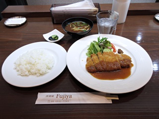 本日のランチ(三重産豚ロースカツレツ)