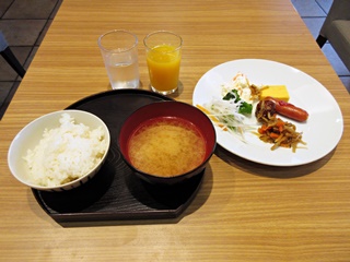 朝食バイキング
