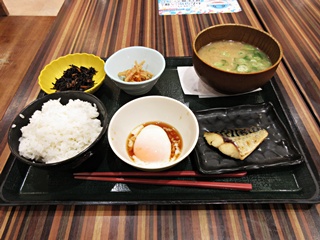 手づくり豚汁朝定食