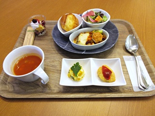 雪組公演特別メニュー「レビュープレート」