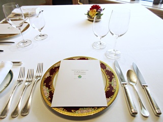 テーブルセッティング