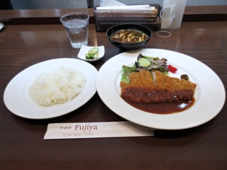 本日のランチ(三重産豚ロースカツレツ)