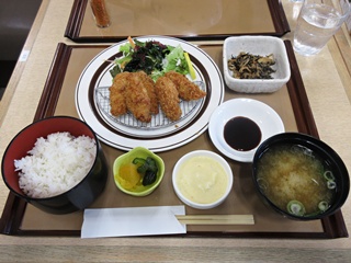 かきフライ定食"