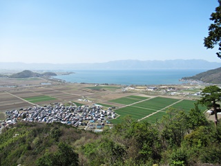 八幡山城・西の丸址から見る琵琶湖