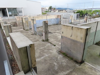 震災遺構東側