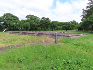 政庁正殿跡