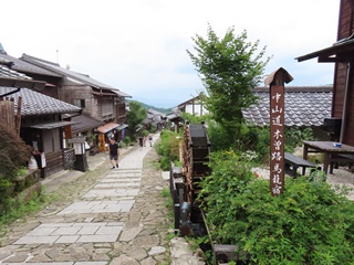 馬籠宿の町並み(2)