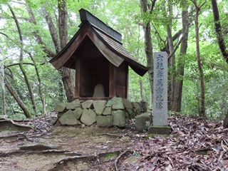 乾曲輪・六親眷属幽魂塔