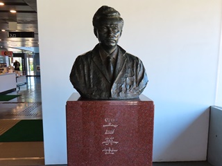 野口英世胸像
