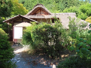茶室(嶺南庵)