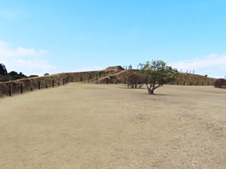 西の丸と物見台
