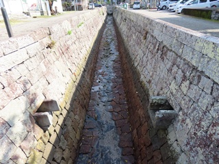 東排水路