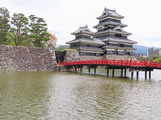 埋橋と天守