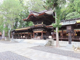 幣拝殿