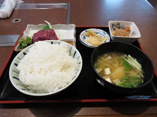 馬刺し定食