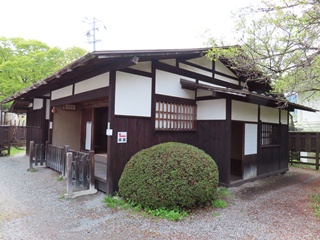 絵島囲み屋敷