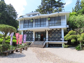 七尾城史資料館
